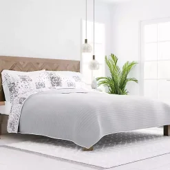 Kirklands Home Quilts|Gray Patchwork Reversible 3-pc. Queen Quilt Set