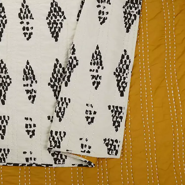 Kirklands Home Quilts|Justina Blakeney Beaded 3-pc. King Quilt Set