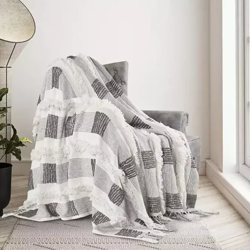 Online Spencer Gray and White Plaid Throw Blankets & Throws
