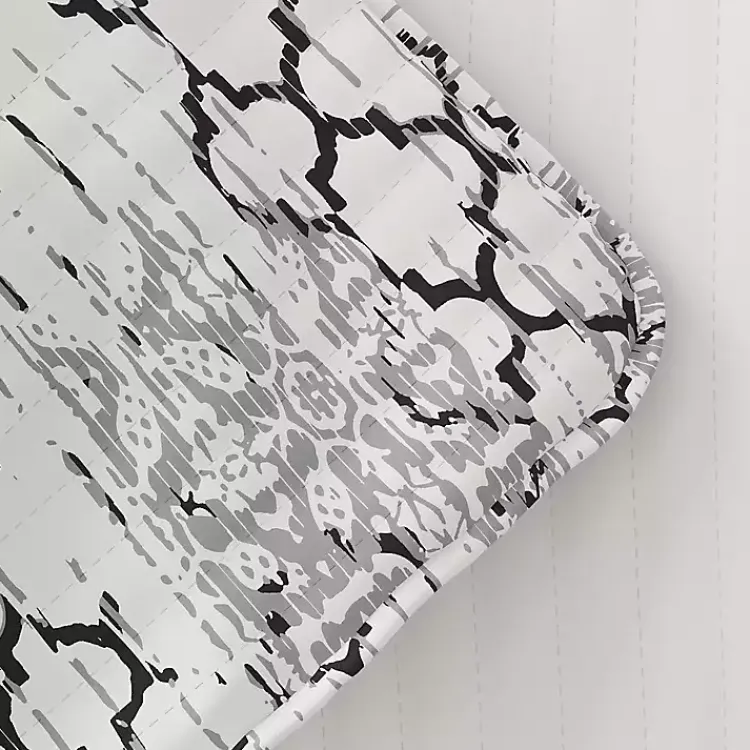 Kirklands Home Quilts|White Trellis Reversible 3-pc. King Quilt Set